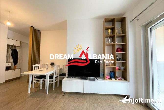 Shtepi me qera Apartament ne Tirane, 2+1, Mobilimi E mobiluar, Pagesa 800  Euro.