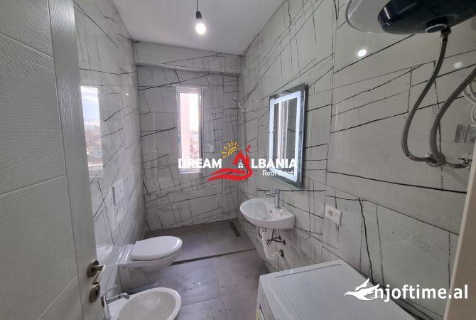Shtepi me qera Apartament ne Tirane, 2+1, Mobilimi E mobiluar, Pagesa 650  Euro.