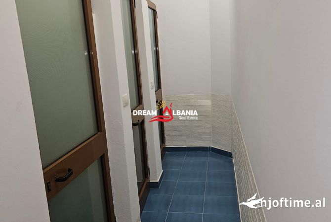 Magazine me qera ne Kombinat, Rruga Llazi Miho (ID 4281227)