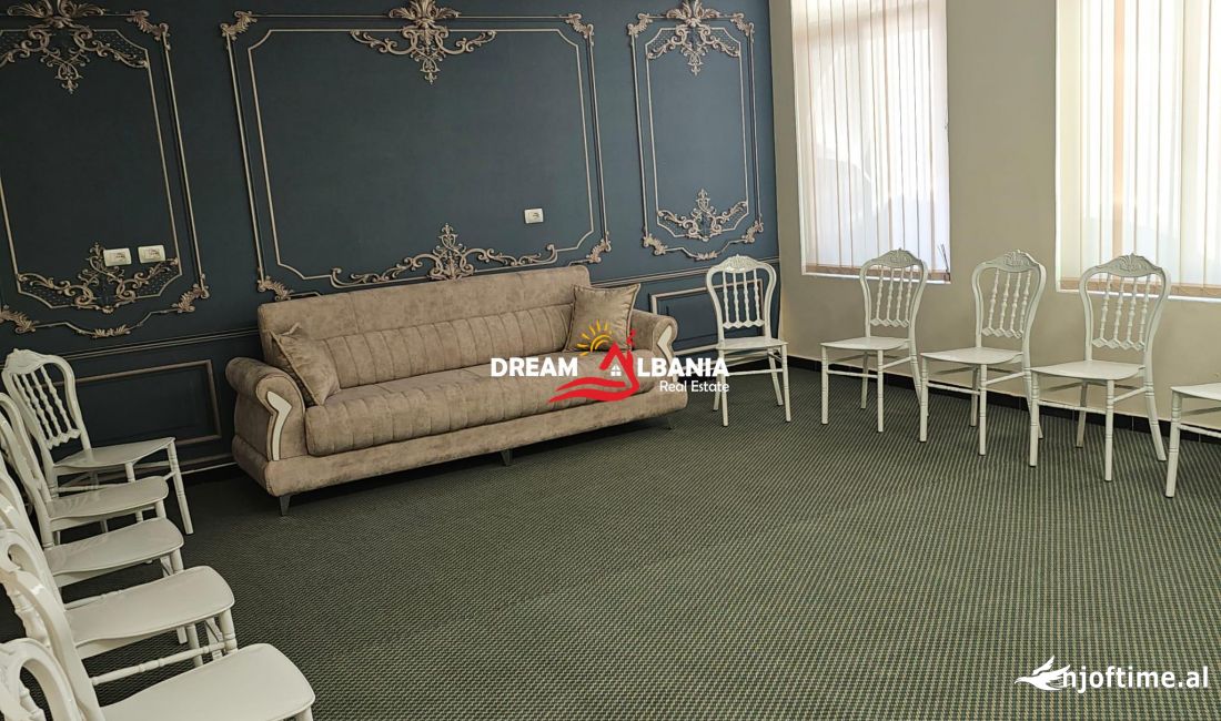 Magazine me qera ne Kombinat, Rruga Llazi Miho (ID 4281227)