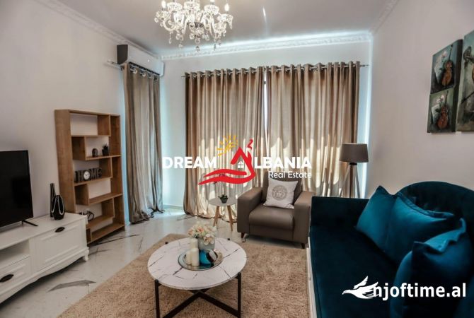 Shtepi ne shitje 1+1 ne Tirane - 220,000 Euro