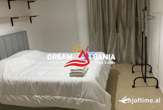 Shtepi me qera Apartament ne Tirane, 2+1, Mobilimi E mobiluar, Pagesa 800  Euro.