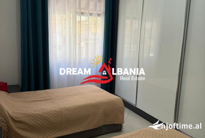 Shtepi me qera Apartament ne Tirane, 2+1, Mobilimi E mobiluar, Pagesa 700  Euro.