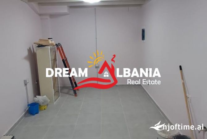 Ambient biznesi me qera 1+1 ne Tirane - 350 Euro
