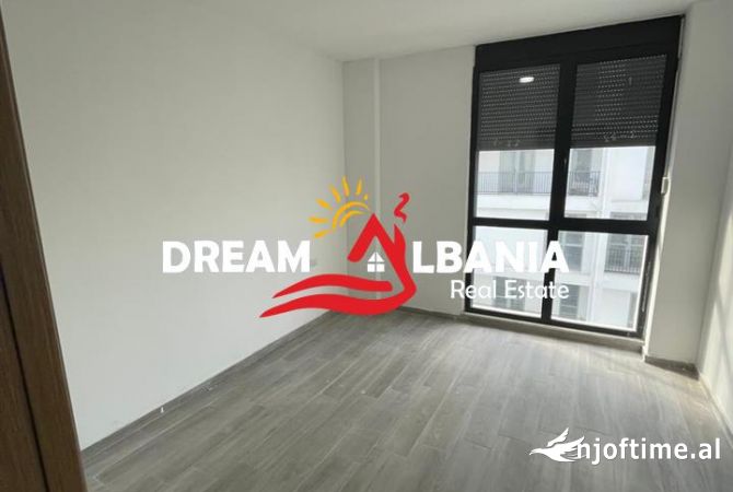 Ambient biznesi me qera 3+1 ne Tirane - 450 Euro