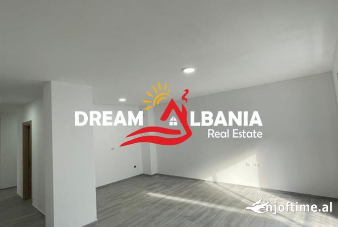Ambient biznesi me qera 3+1 ne Tirane - 450 Euro