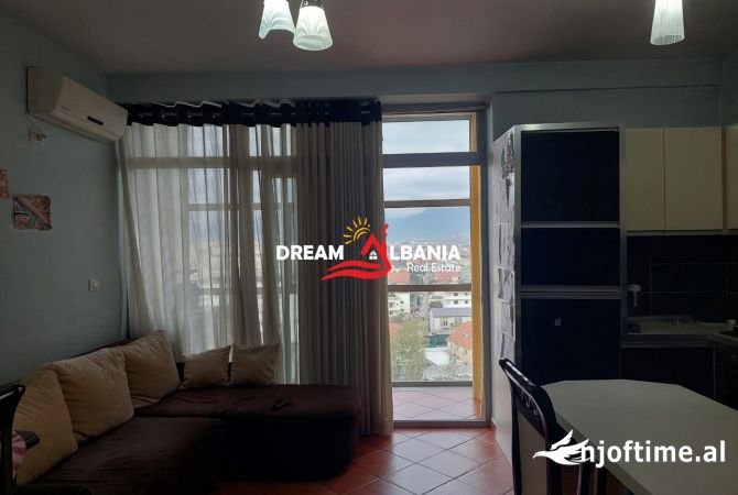 Shtepi me qera 2+1 ne Tirane - 470 Euro