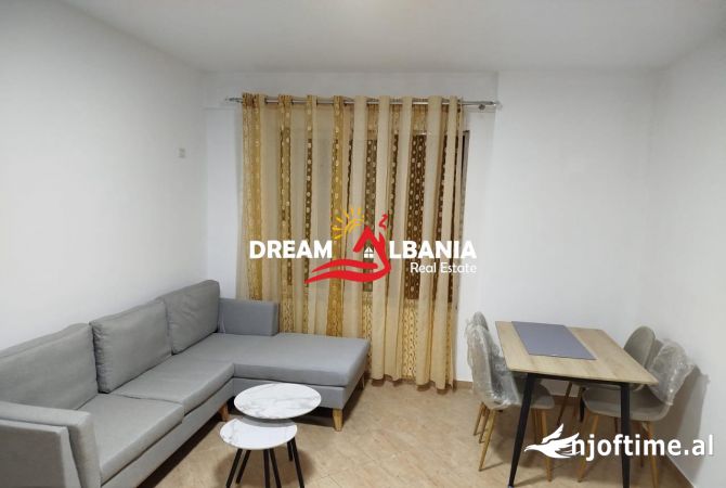 Shtepi me qera 1+1 ne Tirane - 40,000 Leke