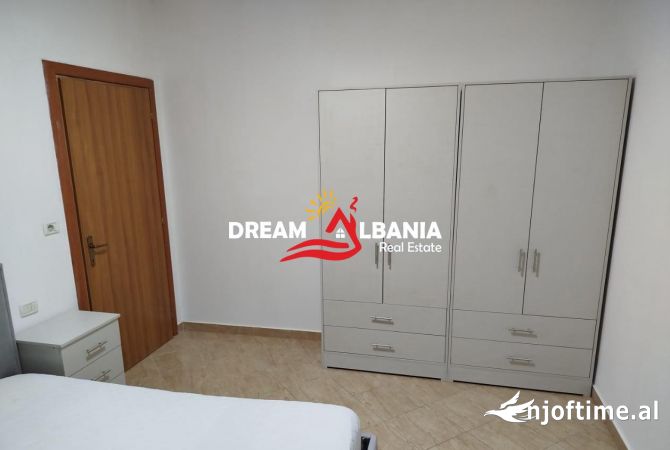 Shtepi me qera 1+1 ne Tirane - 40,000 Leke