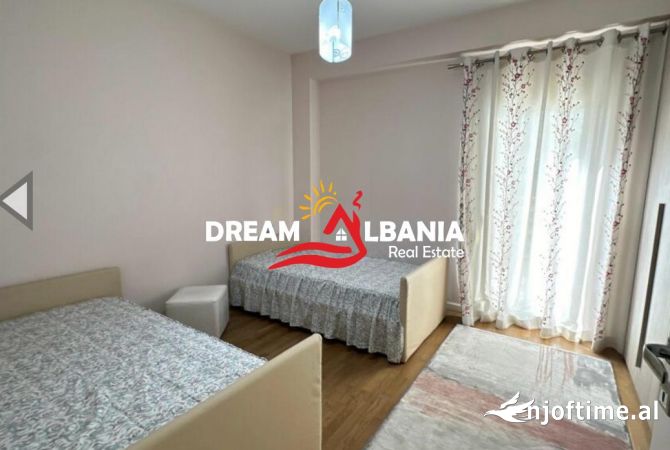 Shtepi me qera Apartament ne Tirane, 2+1, Mobilimi E mobiluar, Pagesa 900  Euro.