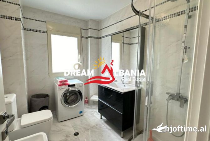 Shtepi me qera Apartament ne Tirane, 2+1, Mobilimi E mobiluar, Pagesa 900  Euro.