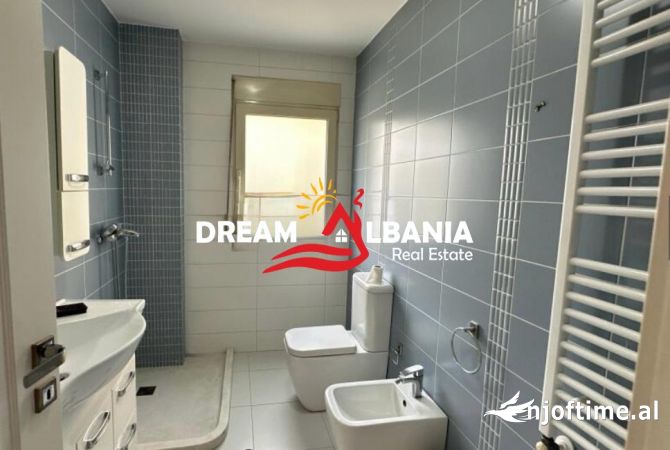 Shtepi me qera Apartament ne Tirane, 2+1, Mobilimi E mobiluar, Pagesa 900  Euro.