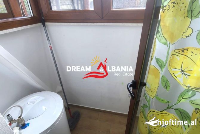 Shtepi ne shitje Apartament ne Tirane, 3+1, Mobilimi E mobiluar, Pagesa 210,000  Euro.