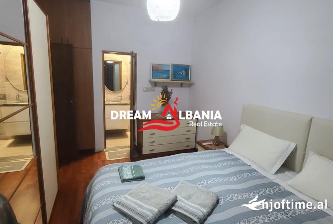 Shtepi ne shitje Apartament ne Tirane, 3+1, Mobilimi E mobiluar, Pagesa 210,000  Euro.