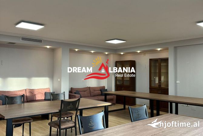 Vile me qera ne rrugen Mine Peza, prane Prokurorise ne Tirane (ID 4251060 )