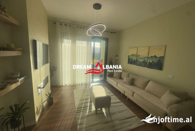 Shtepi me qera 2+1 ne Tirane - 1,500 Euro