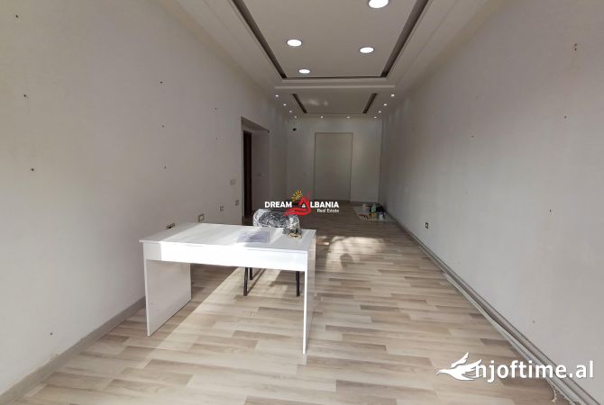 Ambient biznesi me qera 1+1 ne Tirane - 1,000 Euro