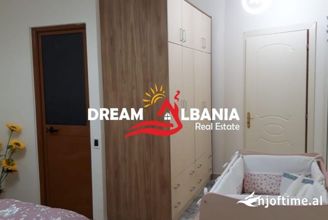 Shtepi me qera Apartament ne Tirane, 2+1, Mobilimi E mobiluar, Pagesa 600  Euro.