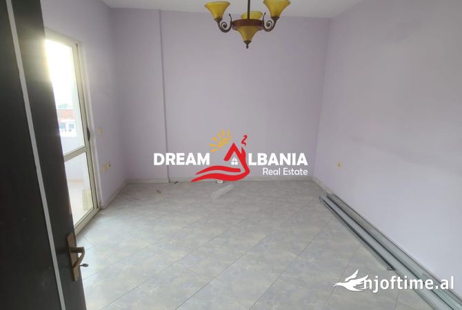Shtepi ne shitje 3+1 ne Tirane - 159,000 Euro