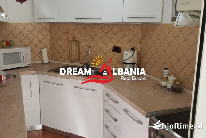 Shtepi me qera 2+1 ne Tirane - 550 Euro