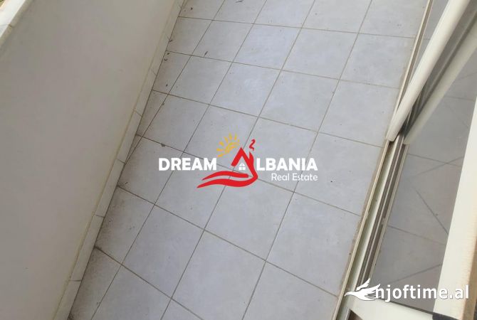 Shtepi ne shitje Apartament ne Tirane, 1+1, Mobilimi Bosh, pa mobiluar, Pagesa 103,000  Euro.