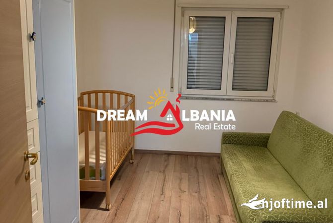 Shtepi me qera Apartament ne Tirane, 2+1, Mobilimi E mobiluar, Pagesa 700  Euro.