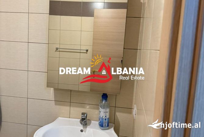 Shtepi me qera Apartament ne Tirane, 2+1, Mobilimi E mobiluar, Pagesa 700  Euro.