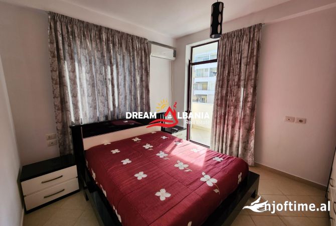 Shtepi ne shitje Apartament ne Tirane, 2+1, Mobilimi E mobiluar, Pagesa 135,000  Euro.