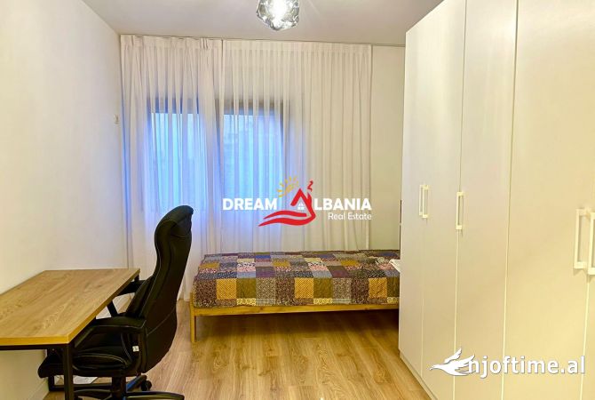 Shtepi ne shitje Apartament ne Tirane, 2+1, Mobilimi E mobiluar, Pagesa 260,000  Euro.