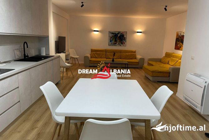 Shtepi ne shitje Apartament ne Tirane, 2+1, Mobilimi E mobiluar, Pagesa 260,000  Euro.