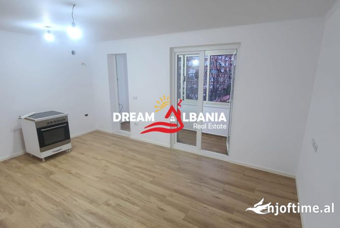 Shtepi ne shitje 1+1 ne Tirane - 120,000 Euro