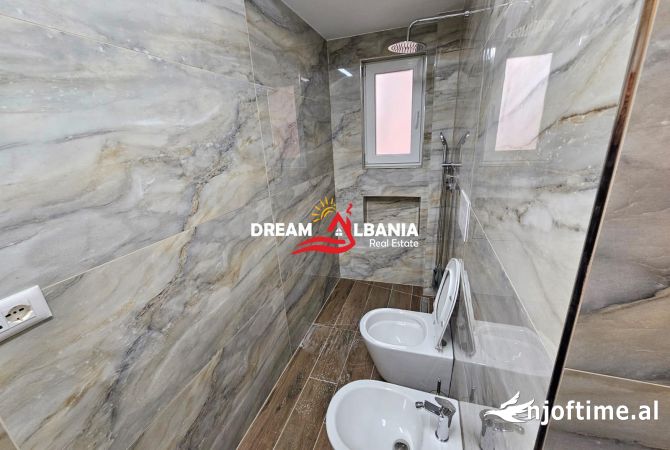 Shtepi me qera Apartament ne Tirane, 2+1, Mobilimi Bosh, pa mobiluar, Pagesa 45,000  Leke.