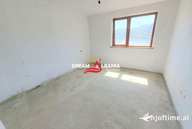 Shtepi ne shitje 3+1 ne Tirane - 330,000 Euro