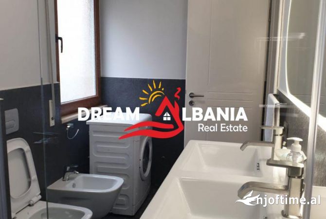Shtepi ne shitje Apartament ne Tirane, 3+1, Mobilimi E mobiluar, Pagesa 350,000  Euro.