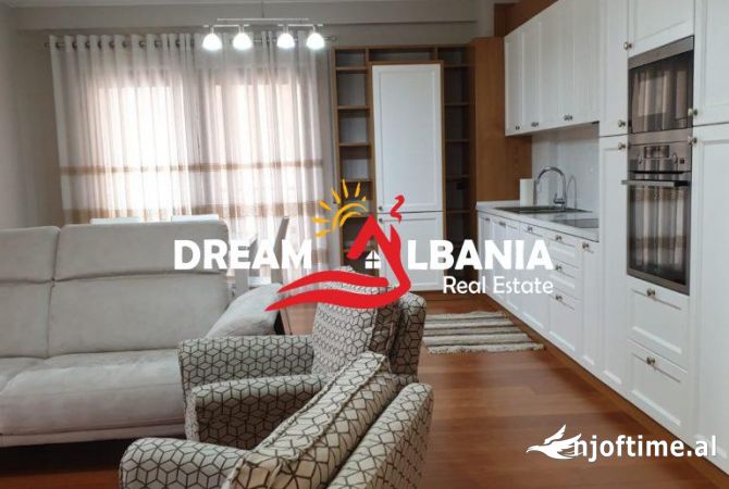 Shtepi ne shitje 3+1 ne Tirane - 350,000 Euro