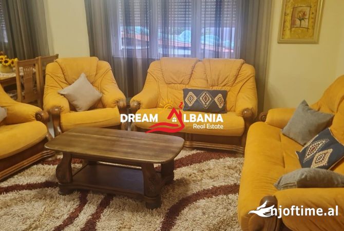 Shtepi me qera 2+1 ne Tirane - 50,000 Leke