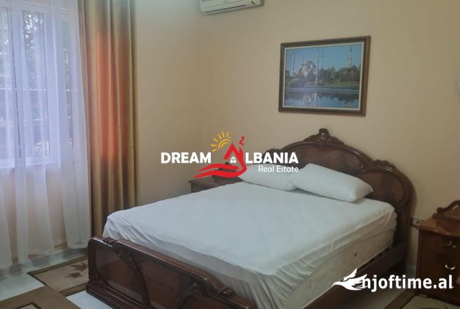 Shtepi me qera Apartament ne Tirane, 2+1, Mobilimi E mobiluar, Pagesa 50,000  Leke.