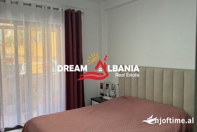 Shtepi me qera 2+1 ne Tirane - 650 Euro