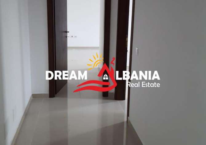 Ambient biznesi me qera 4+1 ne Tirane - 2,500 Euro