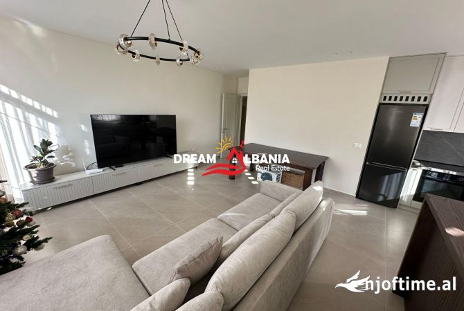 Shtepi me qera 2+1 ne Tirane - 1,200 Euro