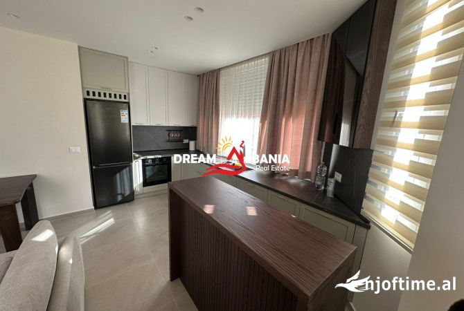Shtepi me qera 2+1 ne Tirane - 1,200 Euro