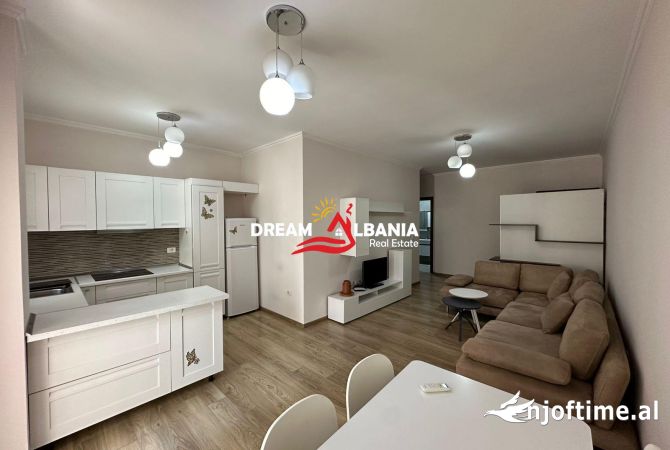 Shtepi ne shitje 2+1 ne Tirane - 215,000 Euro