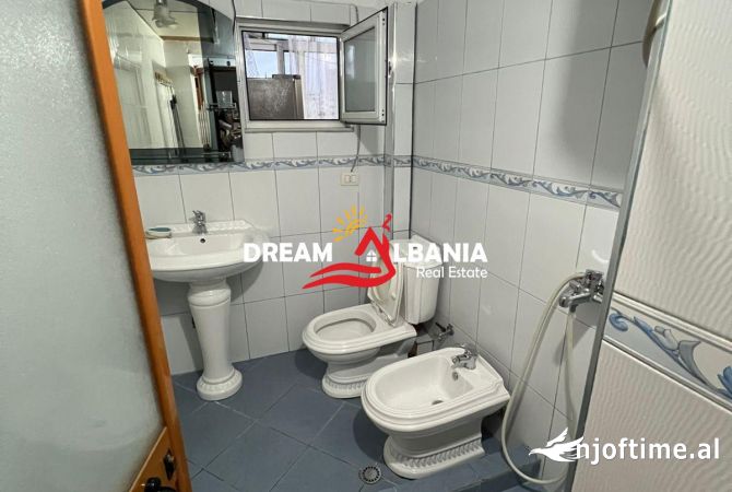 Shtepi me qera Apartament ne Tirane, 2+1, Mobilimi E mobiluar, Pagesa 500  Euro.