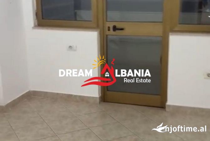 Shtepi ne shitje 2+1 ne Tirane - 180,000 Euro