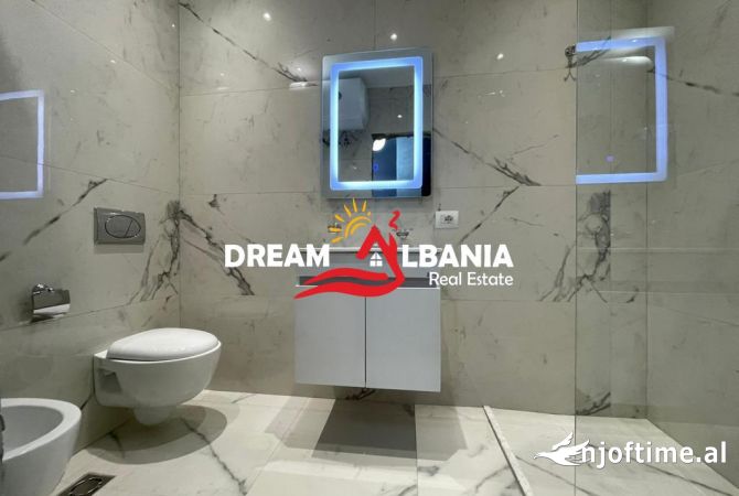 Shtepi me qera Apartament ne Tirane, 1+1, Mobilimi E mobiluar, Pagesa 700  Euro.