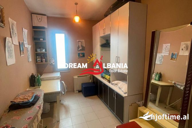 Shtepi me qera Duplex(shtepi me 2 kate) ne Tirane, 3+1, Mobilimi E mobiluar, Pagesa 1,350  Euro.
