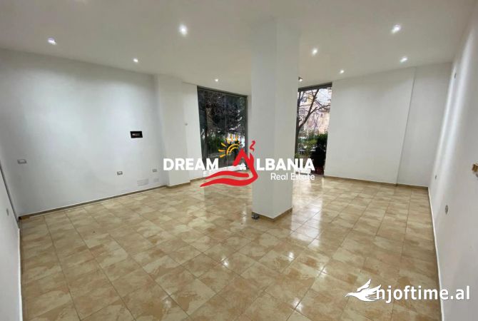 Ambient biznesi me qera 1+1 ne Tirane - 35,000 Leke