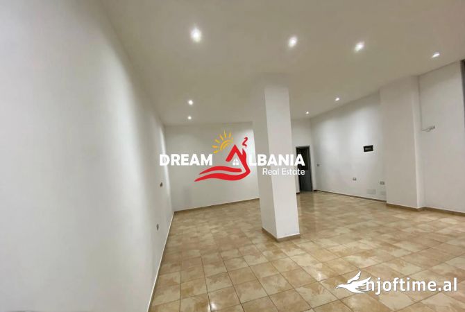 Ambient biznesi me qera 1+1 ne Tirane - 35,000 Leke