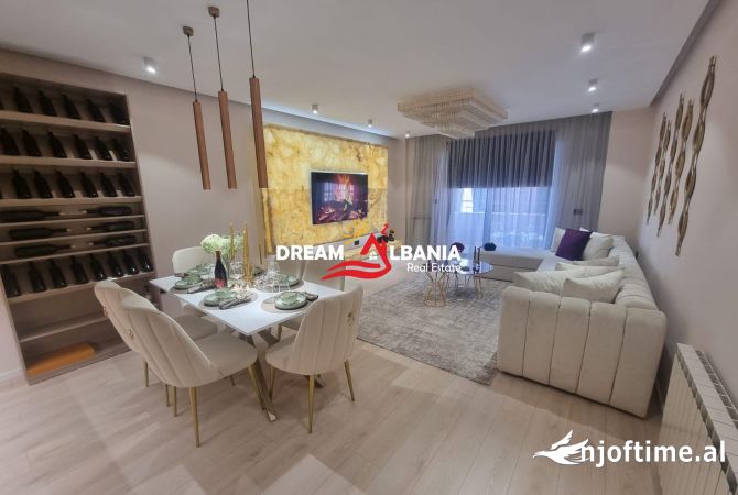 Shtepi me qera Apartament ne Tirane, 2+1, Mobilimi E mobiluar, Pagesa 1,800  Euro.