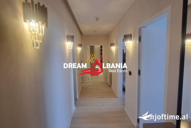 Shtepi me qera Apartament ne Tirane, 2+1, Mobilimi E mobiluar, Pagesa 1,800  Euro.